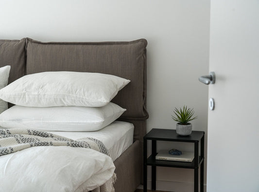 Foam Foes: Battle Dust and Grime with these Cleaning Hacks for Memory Pillows
