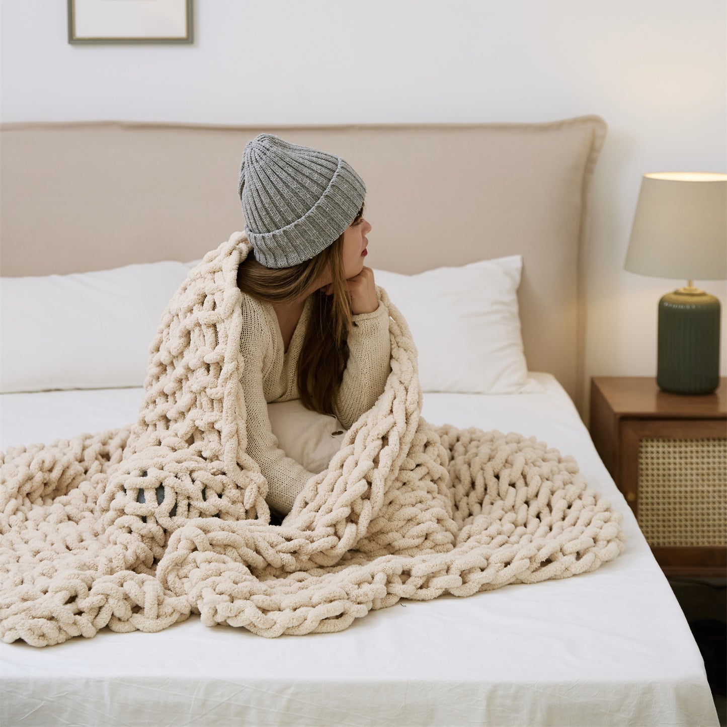 Regina Cozy Chenille Chunky Knit Blanket