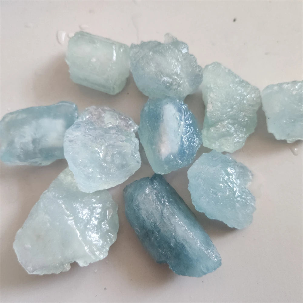 Natural Decor Aquamarine Quartz Beryl Gemstone Crystal Stone Mineral