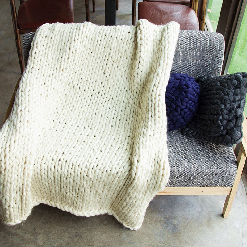 100% Acrylic Hand Chunky Knitted Blanket