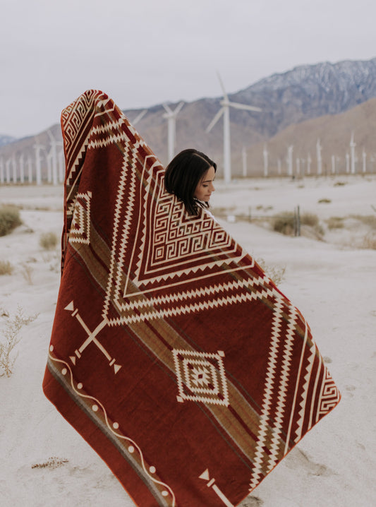 Achuar Blanket - Autumn | Cozy Queen-Size Recycled Acrylic Throw