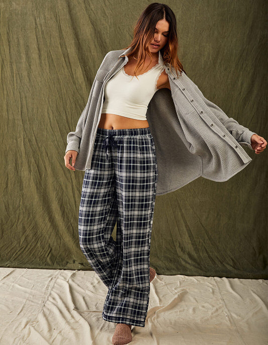 Benefits of Pajama Bottoms: Why Sleepwear Beats Loungewear