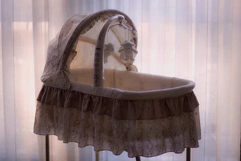 Getting a newborn to sleep in bassinet can be a huge challenge.
