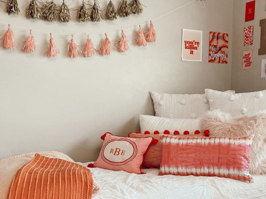 Different Types of Throw Pillows for Every Mood & Space