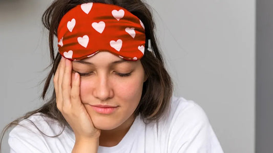 Sleep Mask Guide: Flat, Contoured, Padded & Weighted Types
