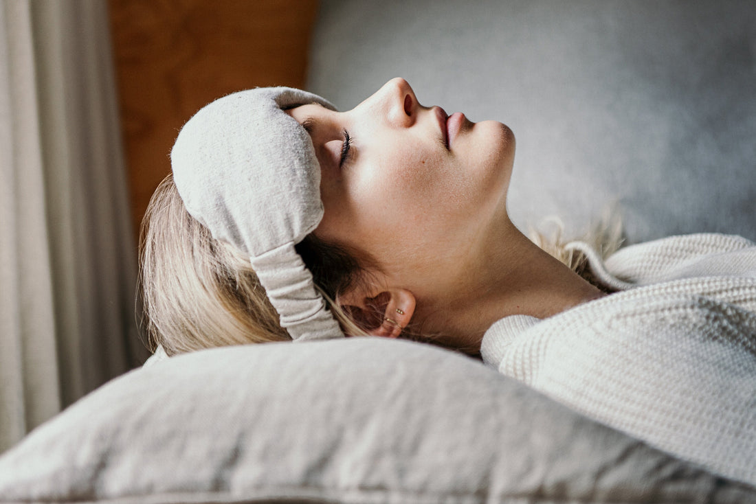 Sleeping Soundly: Eye Masks or Blackout Curtains - The Ultimate Comparison