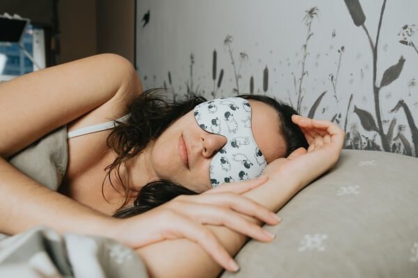 How to Make an Eye Mask for the Best Sleep Ever