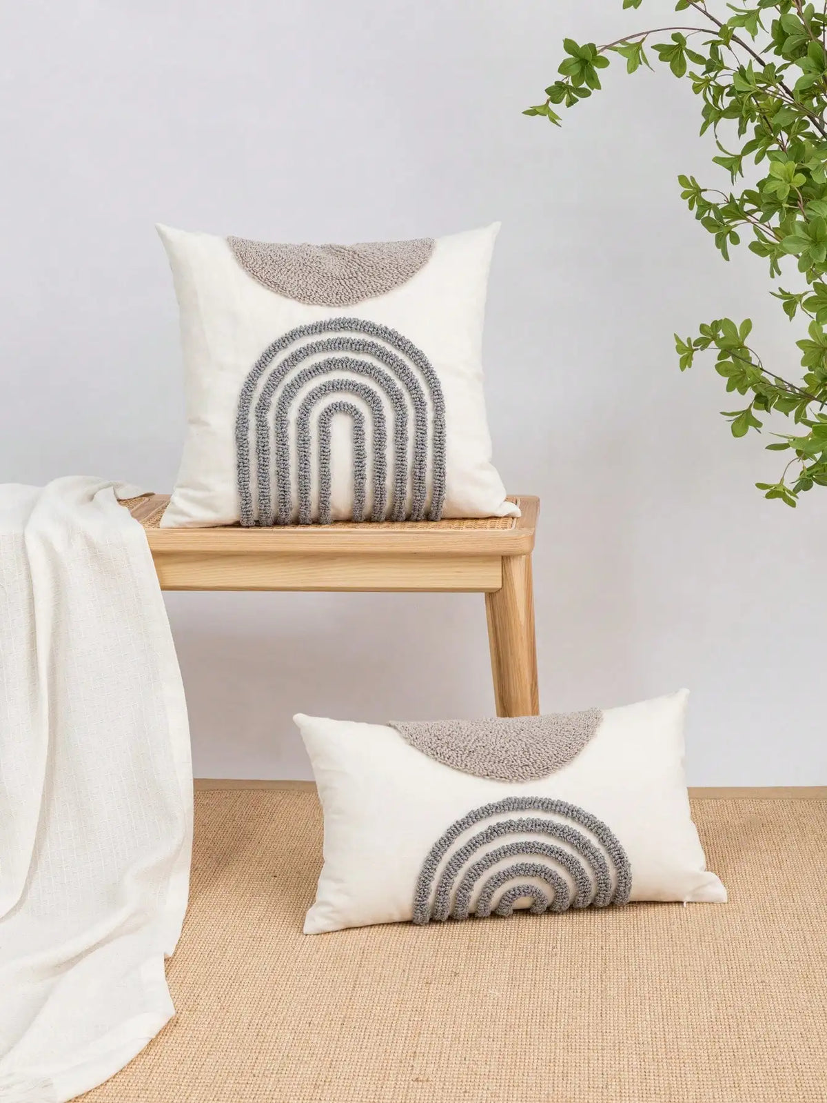 Throw Pillow Cover with Semicircular Geometric Patterns