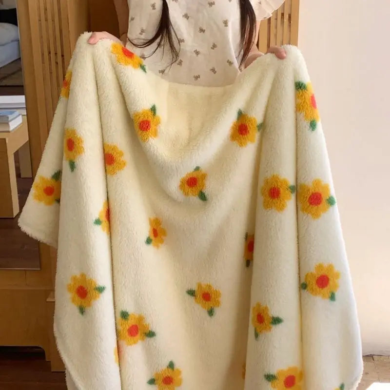Soft and waxy polar fleece blanket