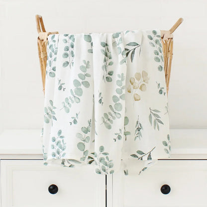 Baby Blanket with Forest Animals Pattern
