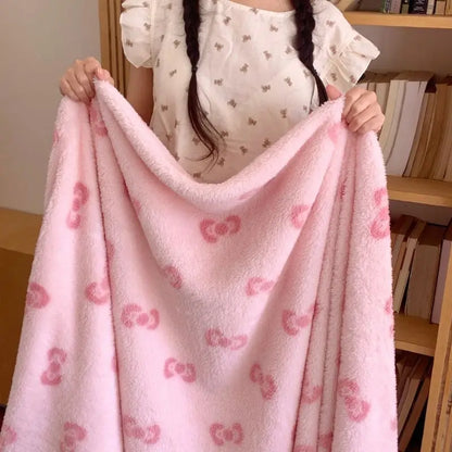 Soft and waxy polar fleece blanket