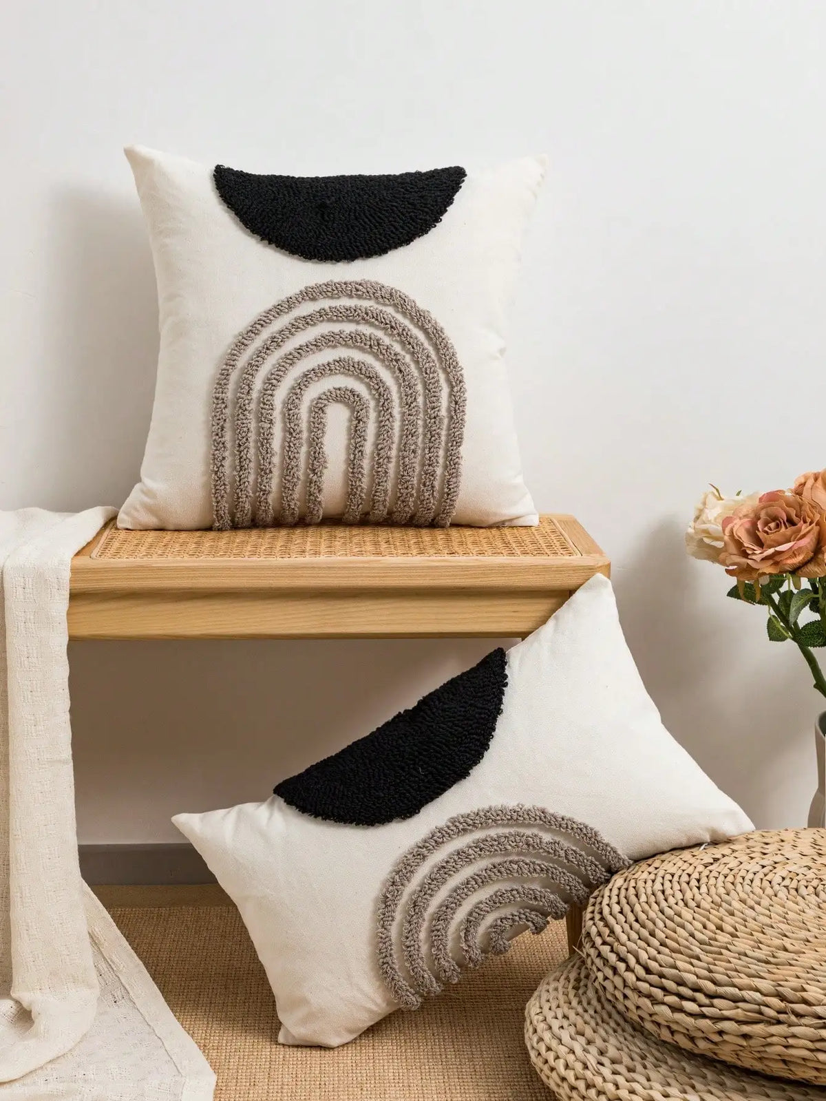 Throw Pillow Cover with Semicircular Geometric Patterns