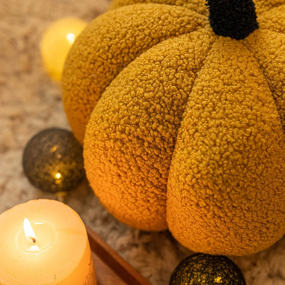 High Quality Woody Decor Pumpkin Shaped Pillow